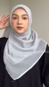 HIJAB SEGIEMPAT PARIS JADUL VARISA/AZARA/REDROSE