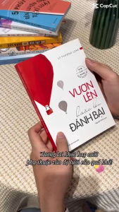 Sách: Vươn Lên Hoặc Bị Đánh Bại - Cẩm Nang Tạo Động Lực Cho Bạn Trẻ