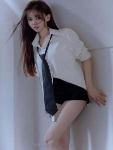 เสื้อเชิ้ตแขนยาวสีขาวสำหรับผู้หญิง ทรงหลวม ทรงปกติ คอโปโล สไตล์ทำงาน ฤดูใบไม้ผลิและฤดูใบไม้ร่วง เสื้อเชิ้ตแบบมีสายรัด