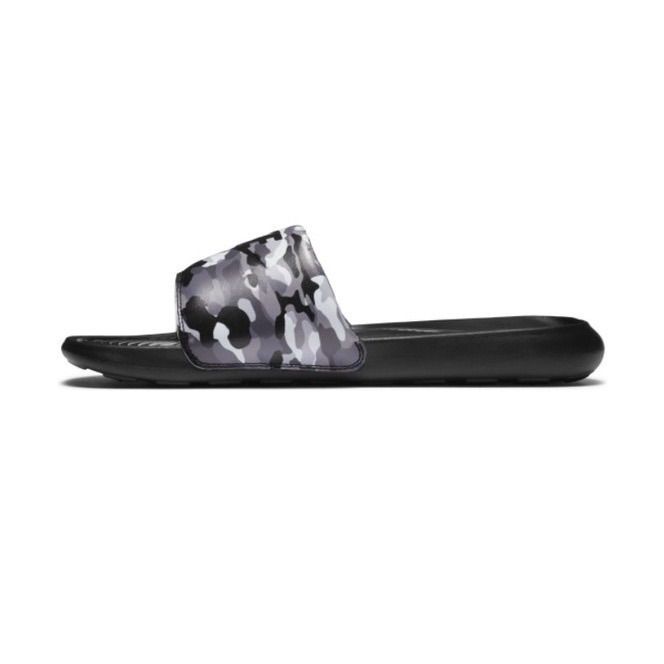 Nike flip flops clearance camo