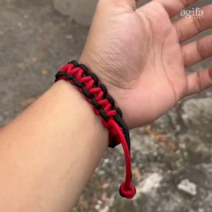 AGIFA - Gelang THE RED DEVILS - Gelang Tali Merah Hitam Adjustable
