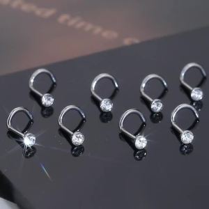 1/5pcs Hypoallergenic Earring Set Flower 5-Crystal Mini Ear Studs Piecing Back-Screwed Helix Tragus Piercing Jewellery for Women