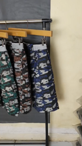 Celana Pendek Pria Bahan Katun Motif Army