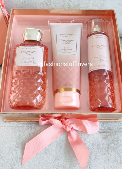 CLEARANCE STOCK SALE BATH AND BODY WORKS GIFT SET FULL CHAMPAGNE