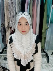 khimar midi renda alya 11 by alya hijab