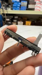 Potensio Geser 4.5cm kaki 4-4 50k Potentio Mixer 45 cm