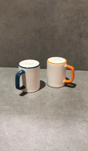 Muraditohome Aesthetic Mug-Shaped Ceramic Salt & Pepper Shakers 3.5x2.5x3.5 inches