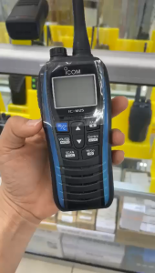 Icom IC-M25 Floating VHF Marine Radio Transceiver Handheld Walkie Talkie