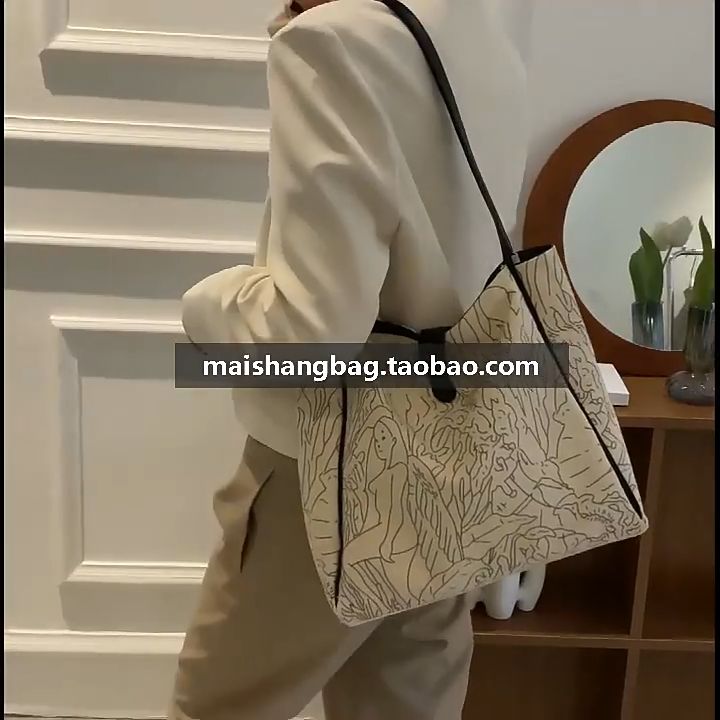 Nucelle Bag ⚡ Deliver in 3 days⚡Women's bag Tote bag Korean style large