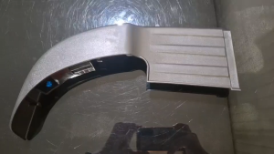 พลาสติกปลายกันชนหลัง รีโว่ ของใหม่ งานแท้ ปี 2016 - 2022 ข้างขวา (ขายอันละ)