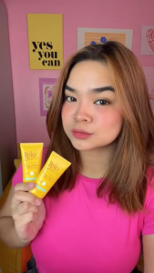 Belo Essentials - Belo SunExpert Dewy Essence Sunscreen SPF50 30mL  4.9  403 ratings 13K+ Sold