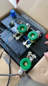 Saklar Soket Switch On Off Aki Mobil Pemutus Arus Listrik Universal