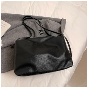 กระเป๋าสะพายไหล่ผู้หญิงแบบลำลองสำหรับเดินทางและไปทำงาน ความจุขนาดใหญ่ กระเป๋าเดินทางแฟชั่นฤดูใบไม้ร่วงและฤดูหนาว กระเป๋าสะพายไหล่แบบลำลองที่ใช้งานได้หลากหลาย