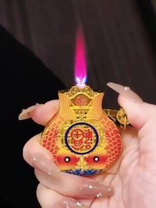 Bật Lửa Kiêm Móc Khóa Hình Túi Tiền Song Ngư Cặp Cá May Mắn ( Lửa Khò - Xài Gas)