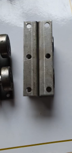 Phụ Kiện Cửa Sắt Bánh Xe Cửa Lùa Chịu Lực 200Kg Chịu Tải 4 Bi Chạy Máng Tuỳ Chọn 40/55/60mm