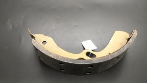 brake shoes NKR NPR isuzu Elf K4442 heavy duty 1set 4pcs