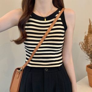 Fashionable Stylish Sleeveless Tank Top