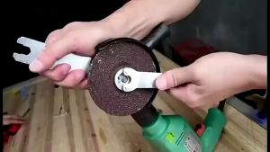 Bộ chuyển đổi máy khoan thànhBộ chuyển đổi máy khoan thành máy mài Đầu chuyển đổi máy khoan thành máy màicưacắt máy mài Đầu chuyển đổi máy khoan thành máy màicưacắt