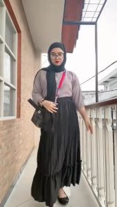 Rok Susun Plisket Hyget Premium & Clara Premium: Pilihan Modis dan Nyaman