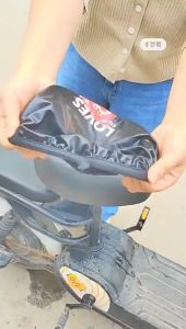 Bicycle Universal Seat Nyaman Sarung Bungkus Jok E-Bike Universal Cover Dudukan Sepeda Listrik