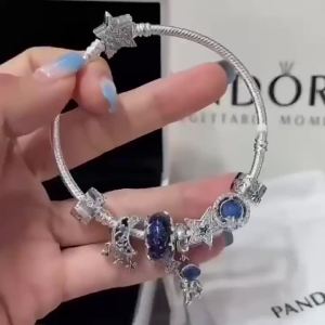 Penghantaran dari China [2025] Eksklusif untuk Panjadora White Copper s925 Rantaian Jam Tangan Gelang Cuba Baharu Penuh dengan Fesyen Berlian Serbaa untuk Lelaki dan Wanita 1206—— Hantar Stok Sulit