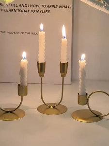 Elegant metal candle holder Vintage gold candlestick decoration Candlelight dinner wedding props