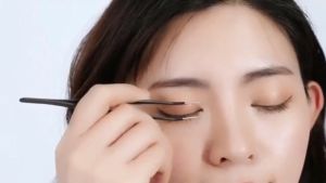 5ml Grafting Eyelashes Glue for Eyelashes Extensions Glue 1-2 Seconds Fast Drying Lashes Grafting Tool