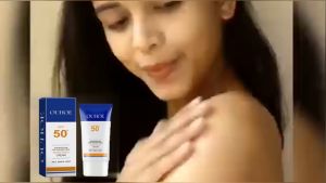 OUHOE UV Sunscreen SPF 50+ Light Texture Refreshing Non-Greasy Oil Control Skin Care Cream