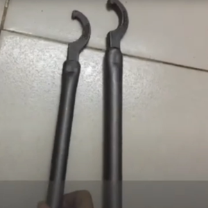 Cờ Lê Móc Cổ Xe Máy Cho Dòng Xe YAMAHA Dài 35cm Có 2 Phân Loại Móc Dày Và Mỏng Dụng Cụ Sửa Xe Chuyên Môn