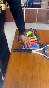 ผ้านุ่มจับกระชับมือ แบบมีกาวในตัว ไม้แบดมินตัน ซับเหงื่อ  ผ้าพันด้ามไม้แบด[พันด้ามผ้า GRIP TAPE]