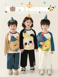 Cartoon Print Long Sleeve Round Neck T-Shirt for Boys: A Casual Loose Fit Spring New Arrival