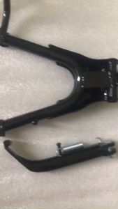 GÁC MÁY ĐỂ CHÂN CHỐNG ĐỨNG-GIỮA VÀ CHỐNG NGHIÊNG-BÊN CÚP 81 82 DD DH 50 70 90CC ZIN KHÔNG CHẾ CHÁO