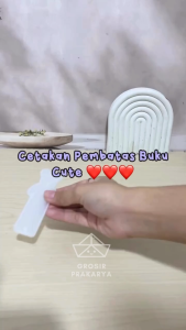 Cetakan Resin Pembatas Buku Bookmark Silikon Silicon Silicone Mold Bahan Karet Elastis Lentur Molor Tatakan Wadah Art Seni Prakarya Craft Crafting Batas Penanda Penggaris Kerajinan Clay Hias Hiasan Dekor Dekorasi Bentuk Gantungan Ganci Aksesoris Malang