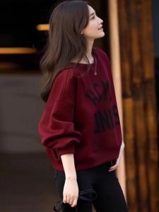 เสื้อสเวตเตอร์คอกลมแขนยาวทรงหลวมสไตล์เกาหลีสำหรับผู้หญิง สีดำ แฟชั่นฤดูใบไม้ร่วง 2025 ทรงหลวม ใส่สบาย