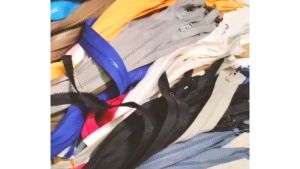 RESLETING JAKET VISLON 55 CM / SLETING ZIPPER LION 22 INCHI /12 PCS