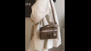 New Fashionable Women’s Bag | Vintage Minimalist Boston Handbag | Shoulder & Crossbody Small Square Bag | Versatile Everyday Bag