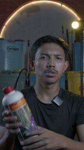 Extra Trubus Pupuk Cair Terlengkap 1 Liter Original Kemasan Pabrik Pupuk Terlengkap Untuk Tanaman Fertilizer Organik Kemasan Pabrik Pupuk Lingkungan Ramah - Lazada