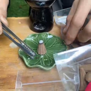 PAKET buhur kerucut arab 25pcs wangi plus prapen keramik / pengharum ruangan khas arab aroma terapi