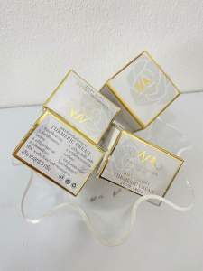 ครีมขมิ้นทองคำ natasha aura (ของแท้) แบรนด์นาตาชาออร่า 5 กรัม