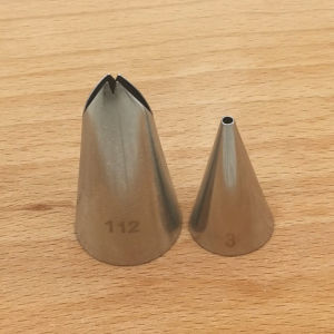 Rose Petal Cream Filling Baking Cake Tool S-Type Flower Nozzle Bean Paste Curved Decorating Tip Kitchen Baking Equipment