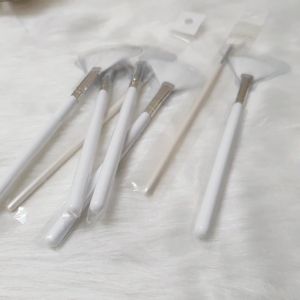 Chổi peel quét mặt nạ