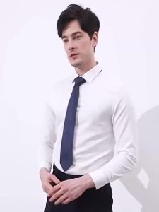 ฤดูใบไม้ผลิและฤดูร้อนเสื้อเชิ้ตแขนยาวผู้ชายอย่างเป็นทางการหรูหราทนต่อริ้วรอยไม่ใช่เหล็กสีทึบธุรกิจผ้าไหมน้ำแข็งสบายๆ