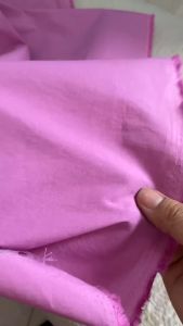 Vải Thô Cotton Xuất Dư Màu Hồng Ánh Tím - Chất Không Giãn Mềm Thấm Hút Khổ 1m45 - May Áo Sơ Mi Đầm Váy