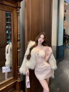 ชุดเดรสสายเดี่ยวผ้าซาตินลูกไม้ ชุดเดรสสั้นทรงเข้ารูป ชุดเดรสผู้หญิง ชุดเดรสฤดูร้อน ชุดเดรสกระโปรงทรงเอ ชุดเดรสผู้หญิง