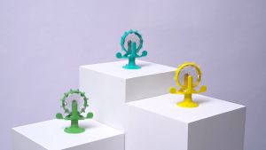 Đồ chơi cho Chó Mèo quả cầu trong suốt rò rỉ thức ăn có cốc hút (mẫu mới) - Hara Pet Store