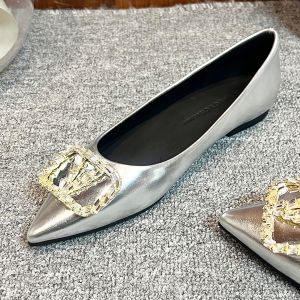 French Pointed Toe Soft Leather Flat Heel Womens Shoes Low Heel New 2025 Elegant Versatile Soft Bottom Thick Heel Flat Shoes