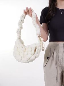 กระเป๋าทรงโทท้ soft bag กระเป๋าขมนุ่ม กระเป๋าสะพายผญ กระเป๋าสะพาย กระเป๋าขมนุ่ม แฟชั่น เกาหลี กระเป๋าสะพายข้างผู้หญิง กระเป๋าทรงก้อนเมฆ