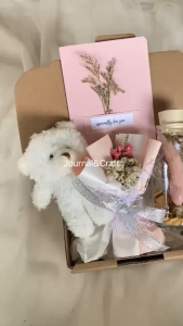 hampers gift box pink kado ulangtahun kado alat tulis hampers bunga kering kado cewek hadiah pacar hadiah sahabat