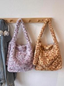Large Capacity Plush Cat Shaped Tote Bag Womens Commuter Bag Single Shoulder Crossbody Bag Korean Style Leopard Print Bag