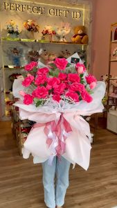 Buket Bunga Artificial: Buket Bunga Valentine Kado Romantis Kado Valentine Kado Anniversary Kado Ulang Tahun